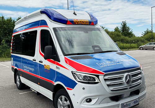 Segnung des neuen Wünschewagen